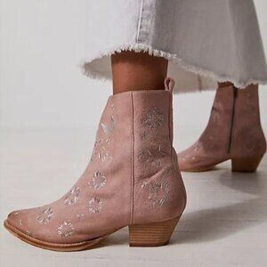 Free People Size 9 NEW Pink Suede Bowers Metallic Embroidered Ankle Bootie Boots